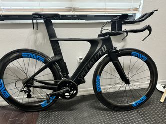 Specialized Shiv Pro Race Triathlon Bike with ENVE SES Wheels!