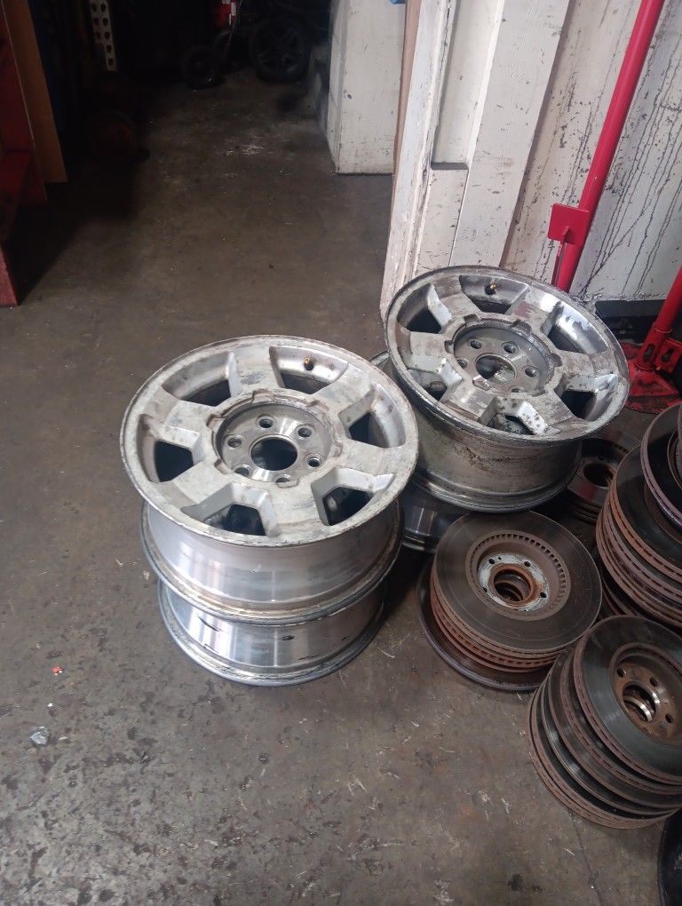 4 GMC STOCK RIMS $300