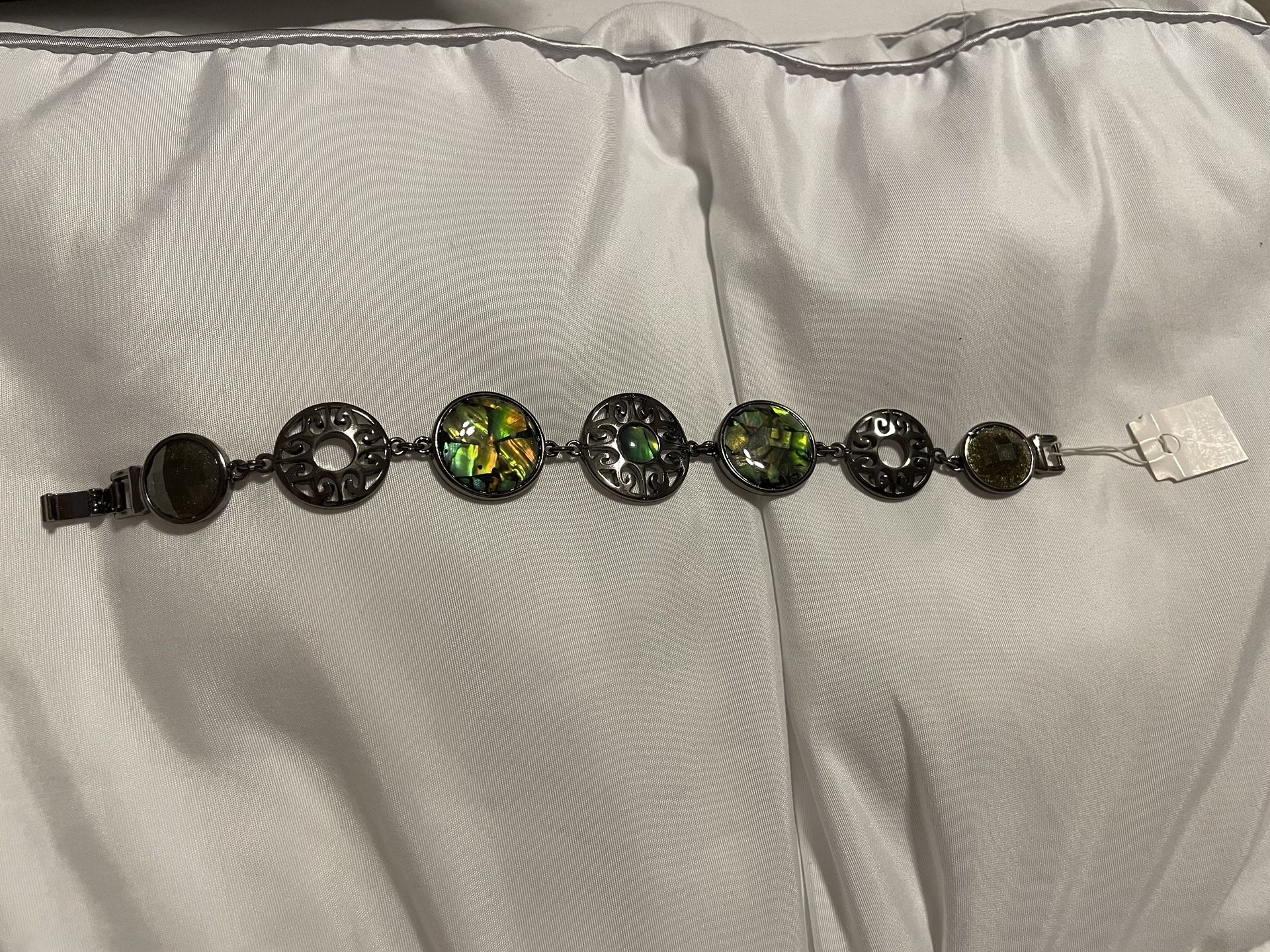 New Beautiful Abalone Bracelet