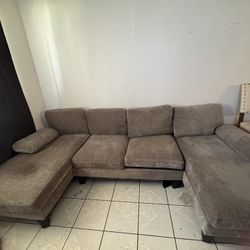 Sectional Couch 