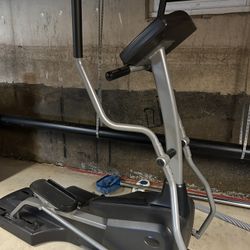 Elliptical horizon fitness elite 4.0 E