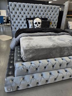 ✨️ King, Cal King, Queen Bed Frame ✨️ Furniture Sectionals, Bedrooms, Dining Avail
