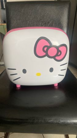 Hello Kitty, Mini Fridge