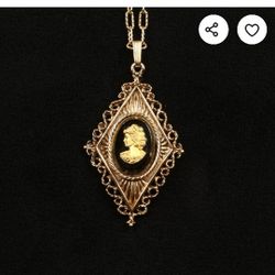 Cameo Pendant Charm