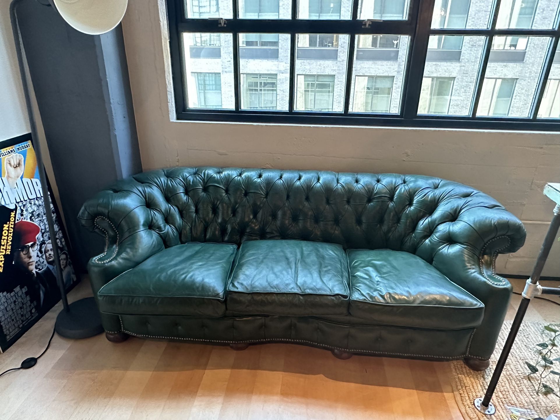 Old Hickory Tannery Hunter Green Genuine Top Grain Leather Chesterfield Sofa