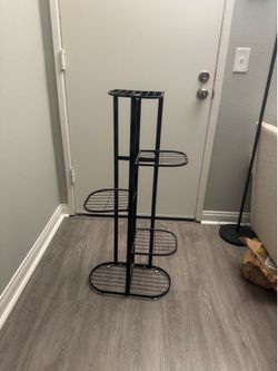 Black plant stand