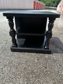 Black Corner|Side Table