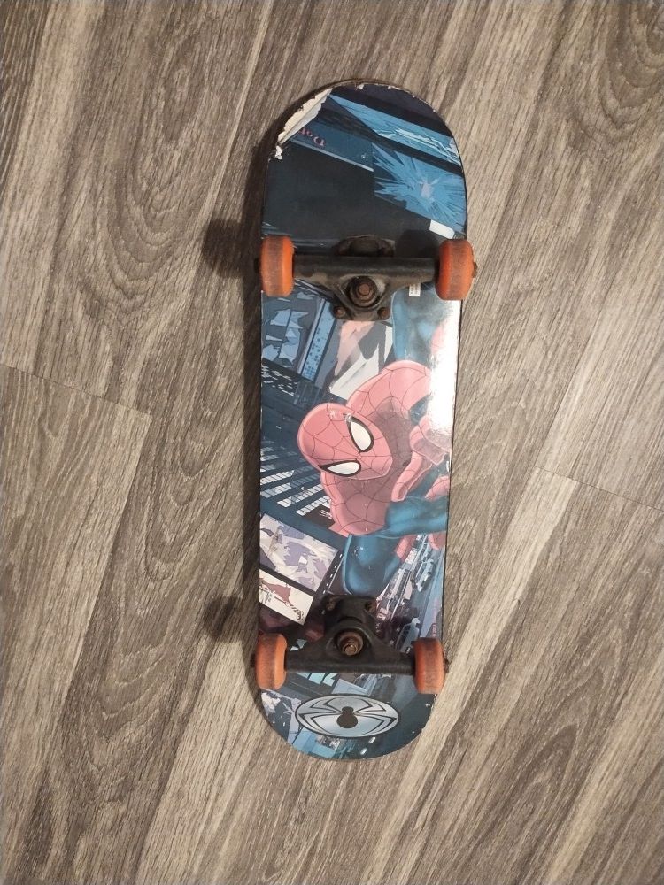 Spiderman Skateboard