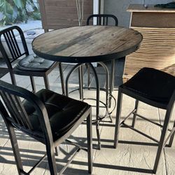 Bistro Table & 4 Chairs 