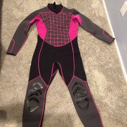 Goldfin Wetsuit - Size  Lg; Pink & Black; Brand New