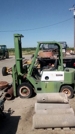Clark Forklift