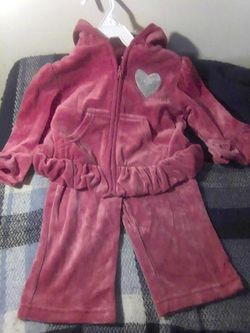 Pink Baby sweat suit (2 Pieces) NoSize 6-9 Months