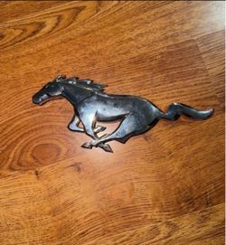 2010-2014 FORD MUSTANG PONY GRILLE EMBLEM - CHROME OEM