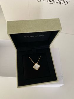 Van Cleef necklace mother-of-pearl