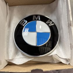 BMW HOOD EMBLEM