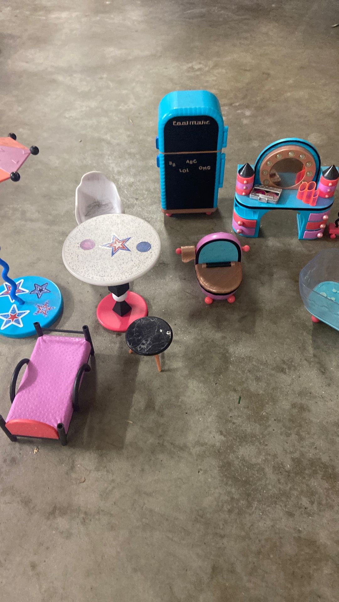 Lol Doll House Furniture $20