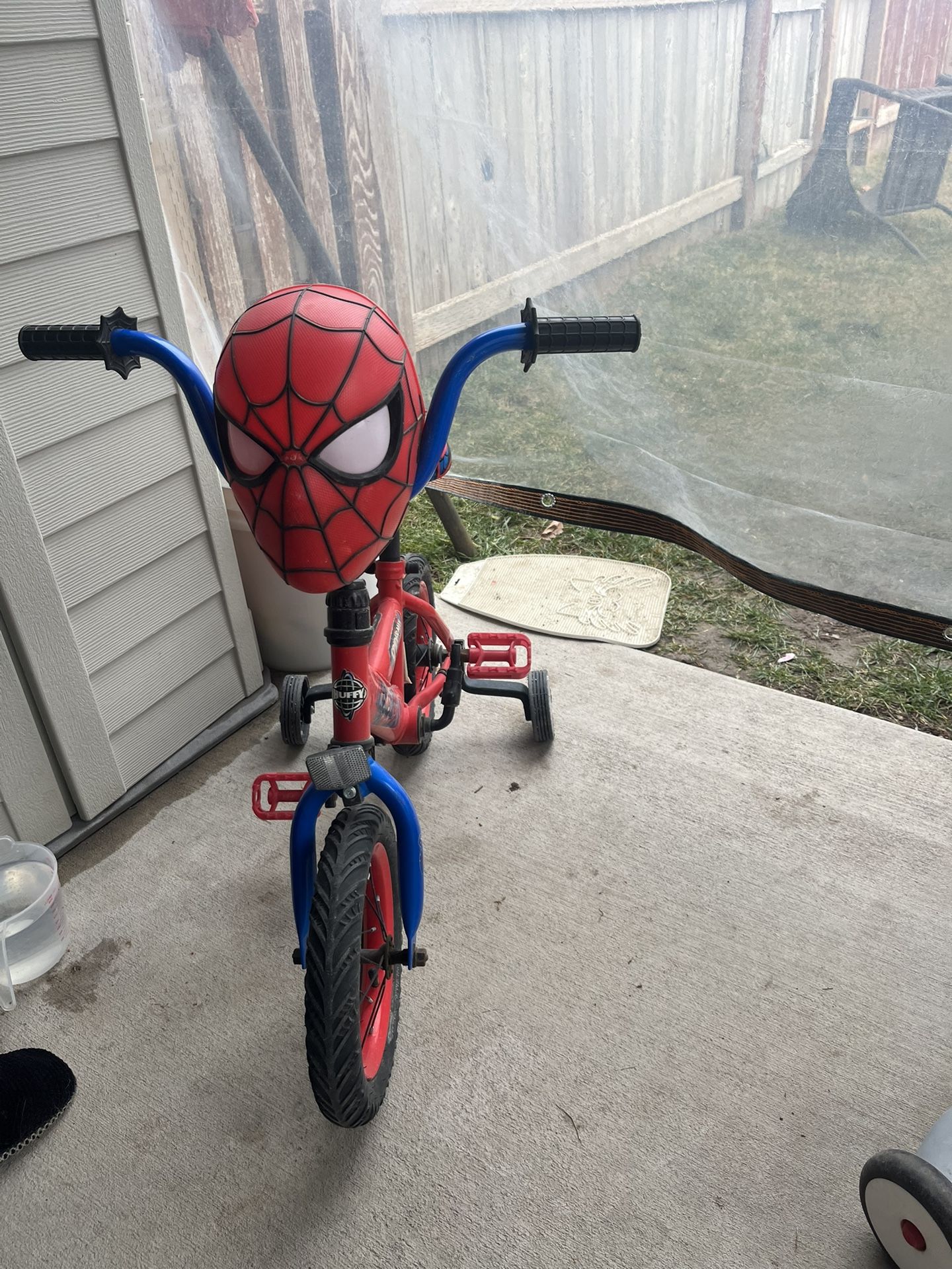 Spider-Man Training Bike & Helmet