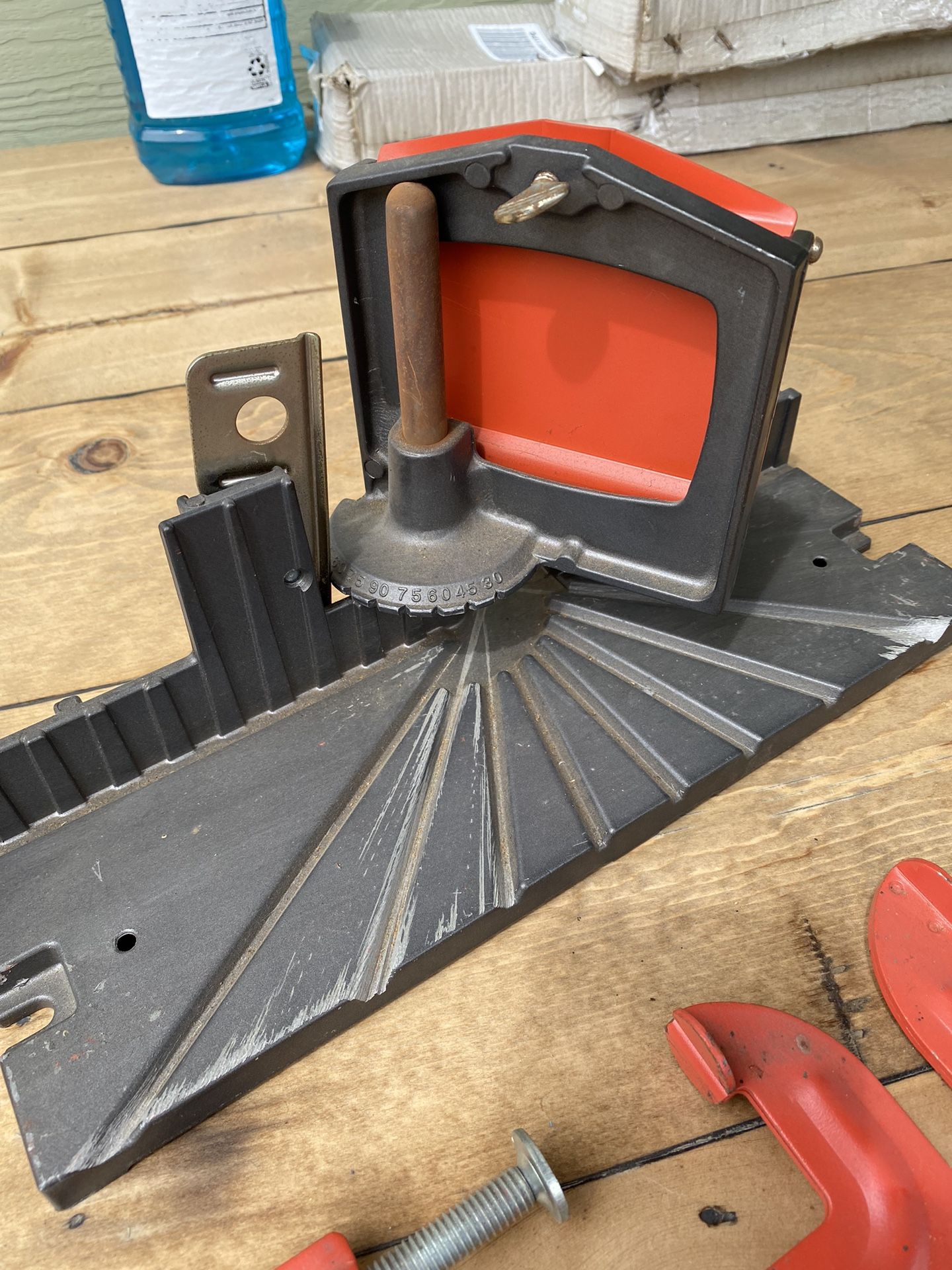 Stanley handyman 2024 mitre box h114