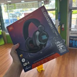 JBL Quantum 810 Wireless Over-Ear Gaming Headset with Active Noise Cancelling & Bluetooth Brand New 