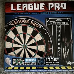 Dart Board Set