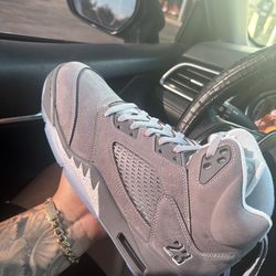 Jordan 5 Retro Wolf Grey