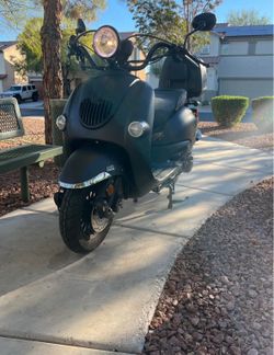 Amigo iL Bello 150 Scooter