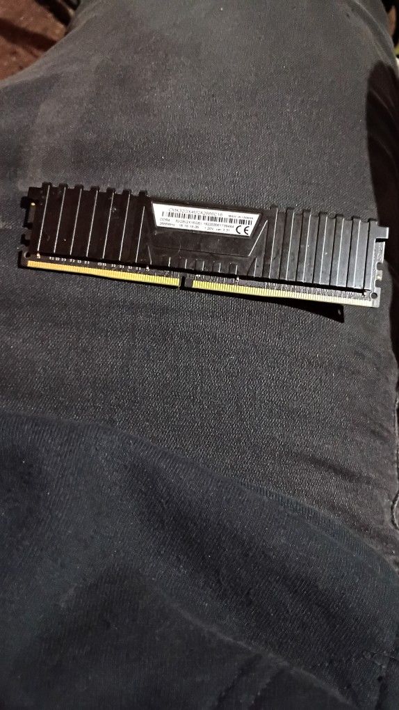 16 Gb Ddr4 Vengeance Lpx