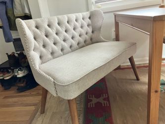 Cute Loveseat in good condition