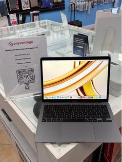 MacBook Air 13inch M1 chip 8gb ram -256gb battery cycle 45