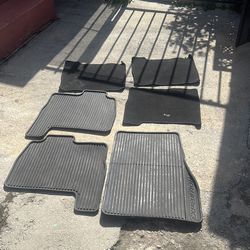 2017 ford expedition floor mat!Black