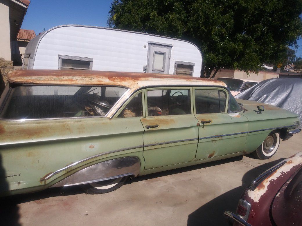 60 Oldsmobile wagon for Sale in Pomona, CA - OfferUp
