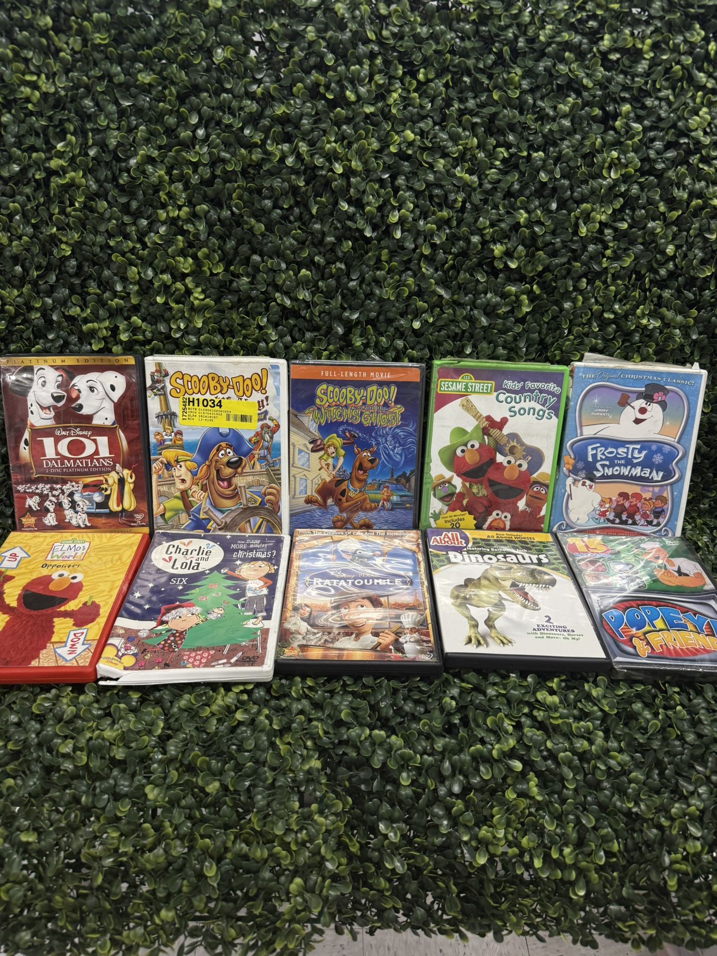 🎄 Kids DVD Lot x10 – Scooby-Doo, Ratatouille, Sesame Street, Frosty (#6)