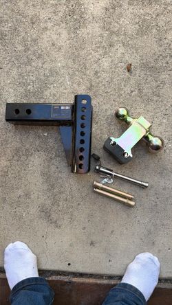 Adjustable Trailer Hitch and Ball Mount