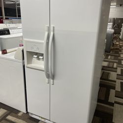 Kenmore White Side By Side Refrigerator 