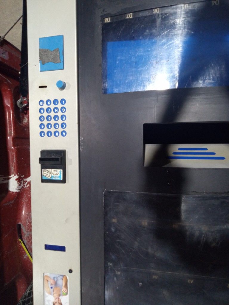 Vending Machine for Sale in San Antonio, TX OfferUp