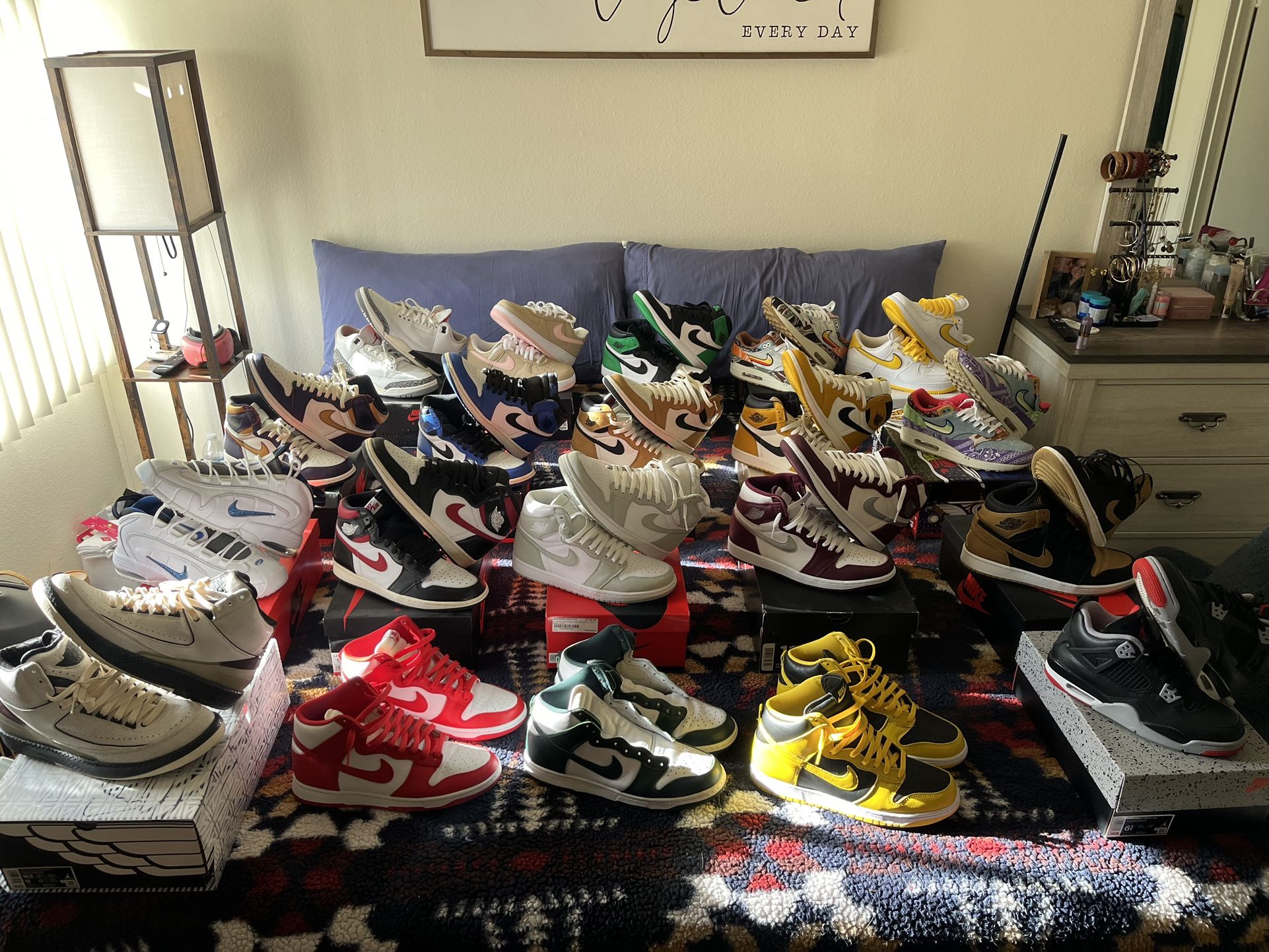NIKE & AIR JORDANS SZ. 10-11