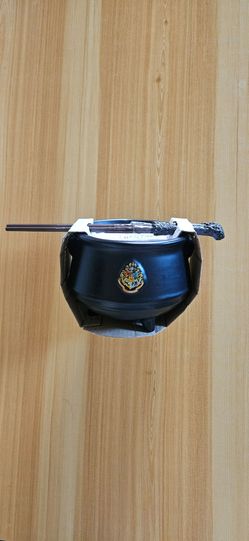 Harry Potter Ramen Black ceramic bowl and wond chopsticks ( New)