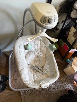 Baby swing