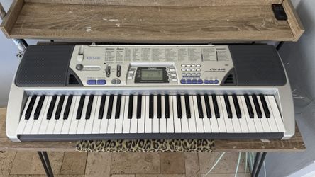 Piano Casio Con Pilas AA