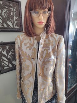 Ellen Tracy 100% Silk Jacket/ Blazer Size 8.