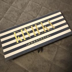Riviera Anastasia Eyeshadow Palette