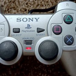 Silver Sony PlayStation 2 WIRED controller 