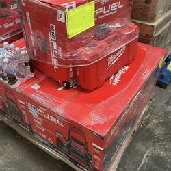 New Lawnmower Milwaukee M18