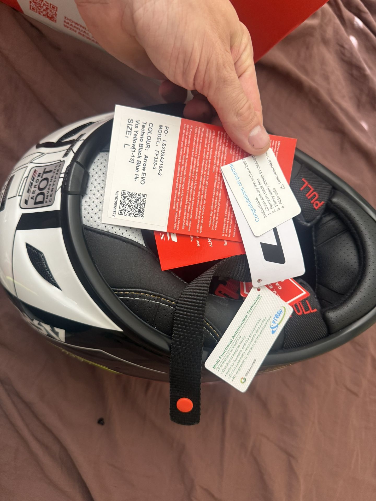 Arrow EVO Helmet large