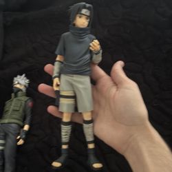 Sasuke uchiha figure