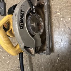 Dewalt Corded Circular Saw 120v 