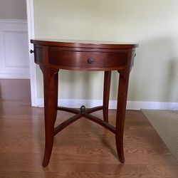 Round Wooden End Tables(SET OF 2)