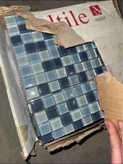 Datile Mosaic Glass 1x1 Tile Sheets 10 Sq. Ft. READ DESCRIPTION