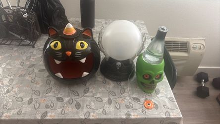 Halloween Decor