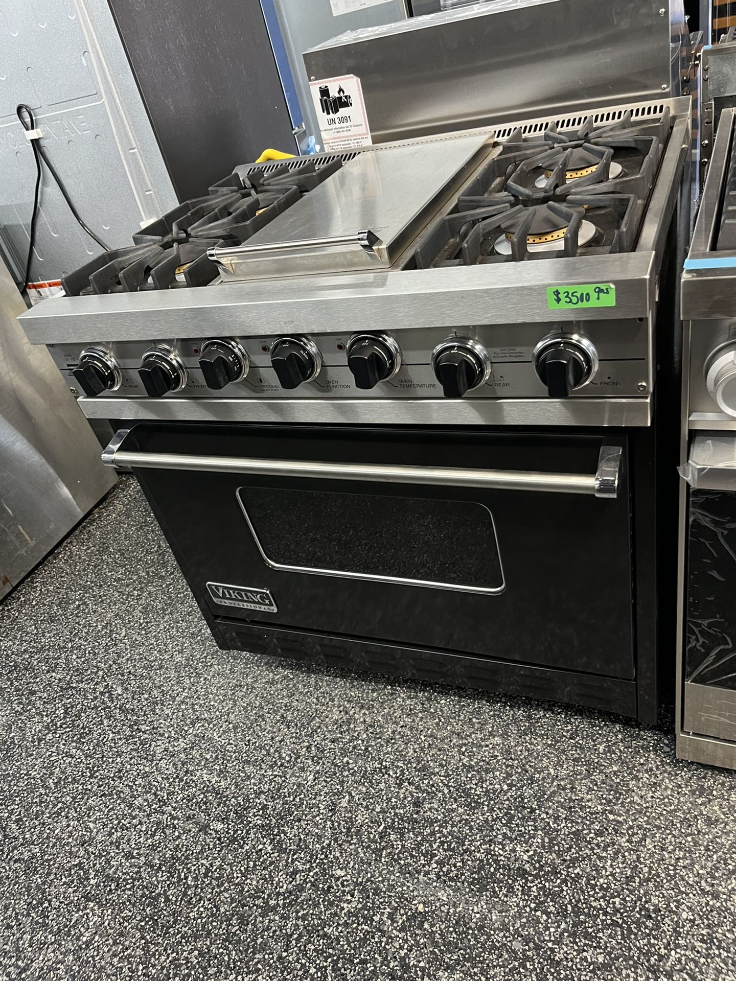 Viking Professional Black 36” Gas Range Stove